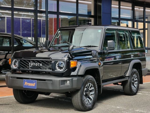 TOYOTA / LANDCRUISER 70