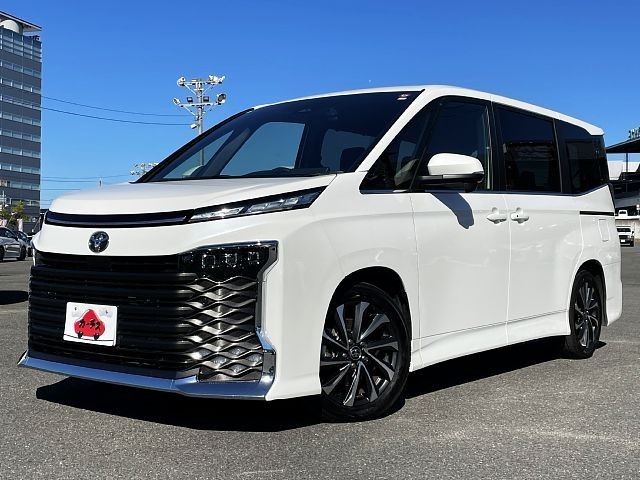 TOYOTA / VOXY