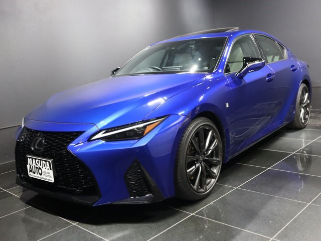 TOYOTA / LEXUS IS300