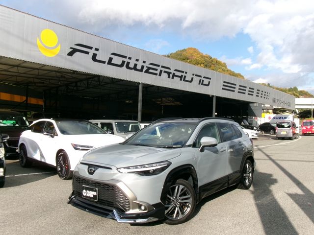 TOYOTA / COROLLA CROSS HYBRID