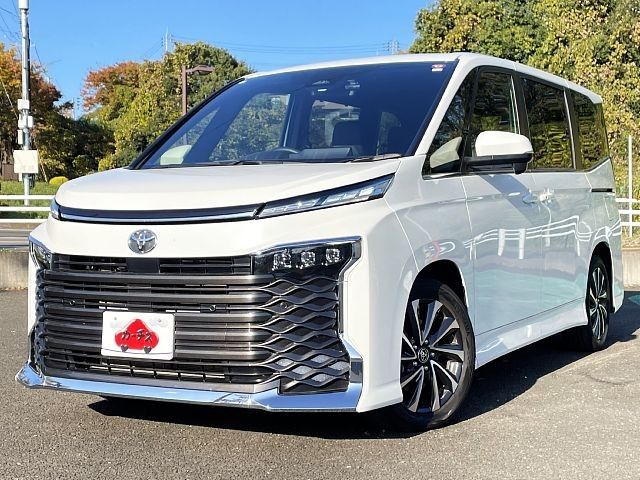 TOYOTA / VOXY