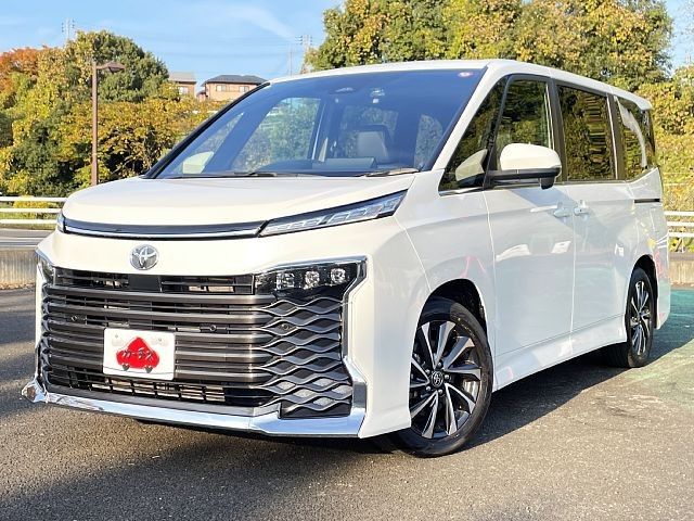 TOYOTA / VOXY