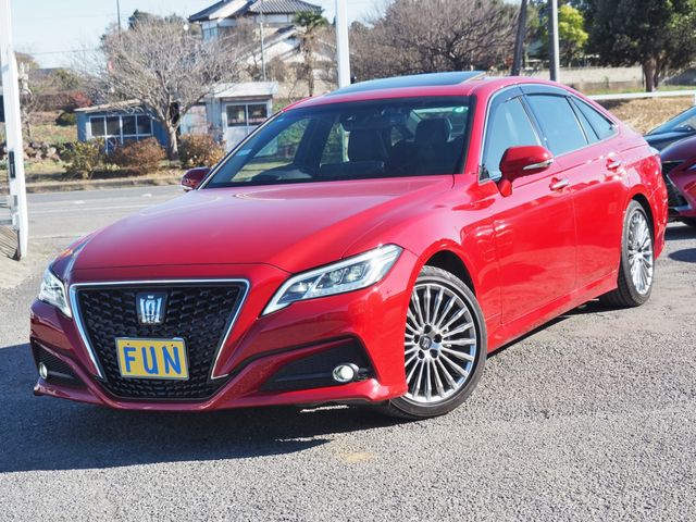 TOYOTA / CROWN sedan hybrid