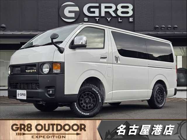 TOYOTA / HIACE van 4WD