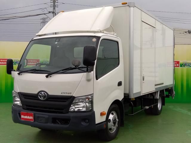 TOYOTA / DYNA