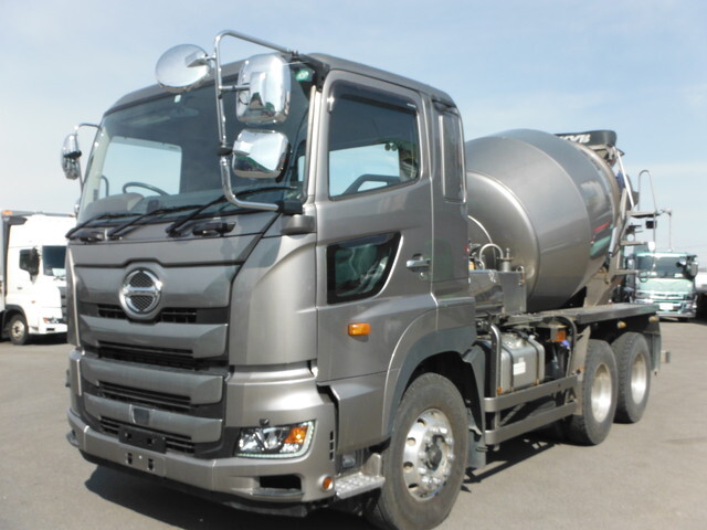 Hino / PROFIA
