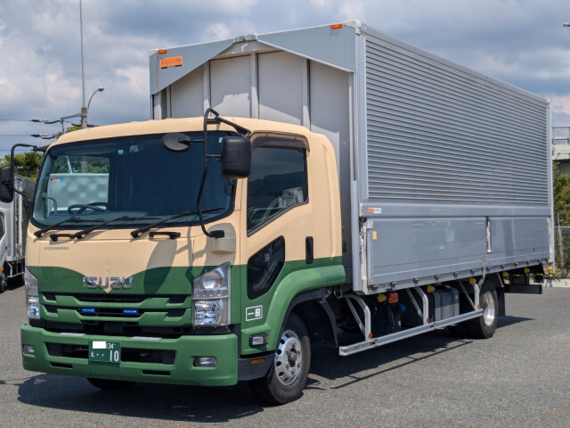 Isuzu / FORWARD