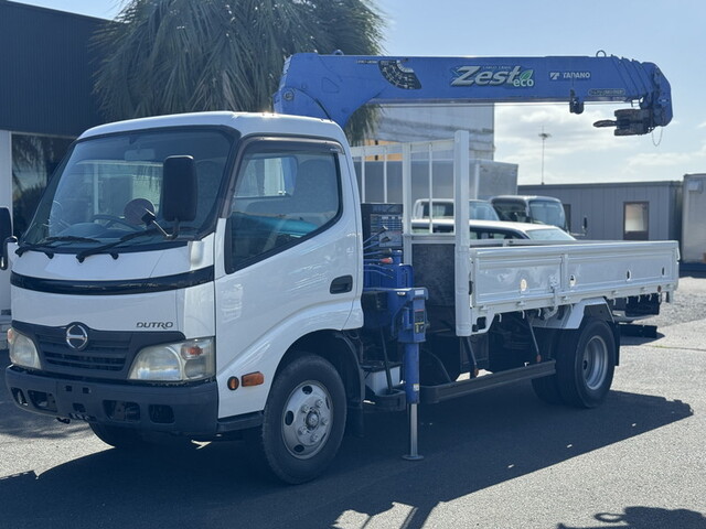 Hino / DUTRO