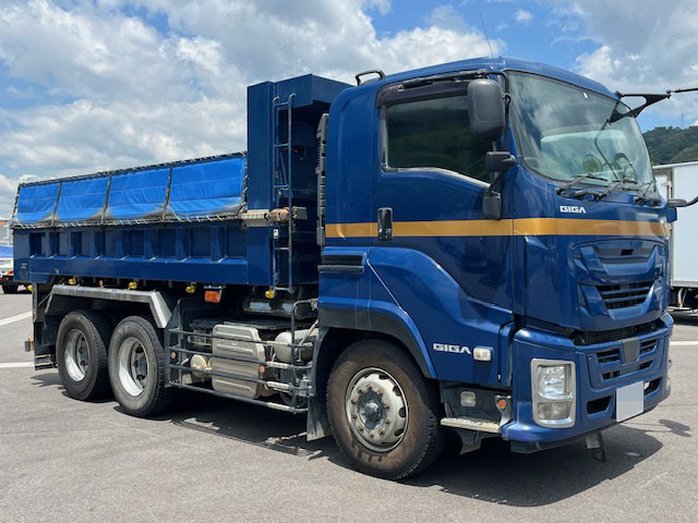 Isuzu / GIGA
