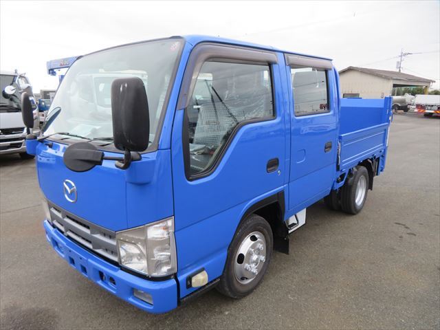Mazda / TITAN