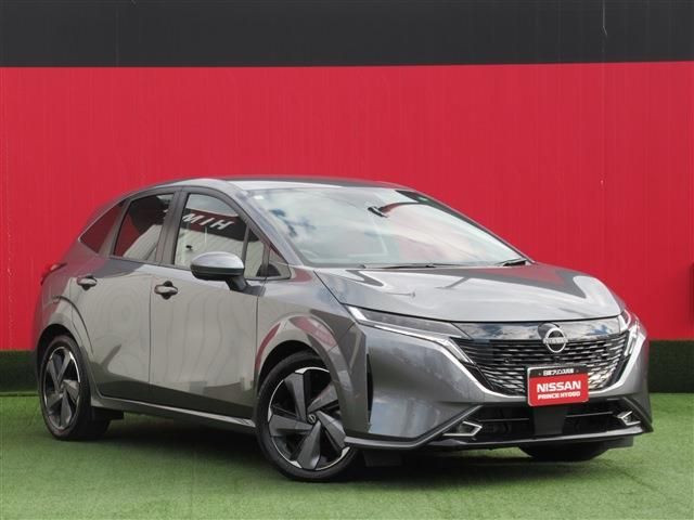 NISSAN / AURA