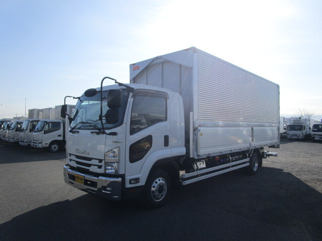 Isuzu / FORWARD