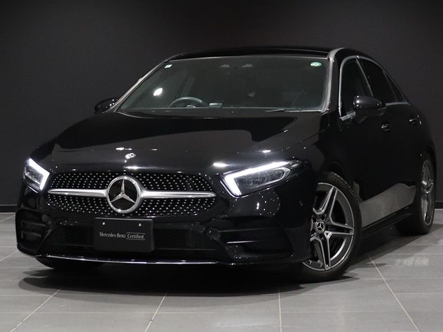 MERCEDES BENZ / MERCEDES BENZ A class sedan