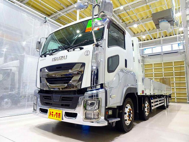 Isuzu / GIGA
