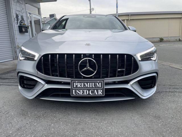 MERCEDES BENZ / MERCEDES AMG CLA Shooting Brake