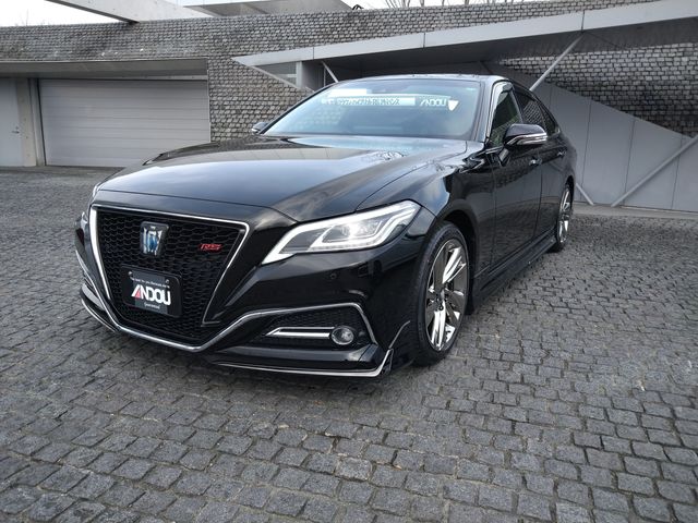 TOYOTA / CROWN sedan hybrid