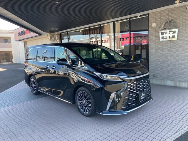 TOYOTA / ﾚｸｻｽ LM500h