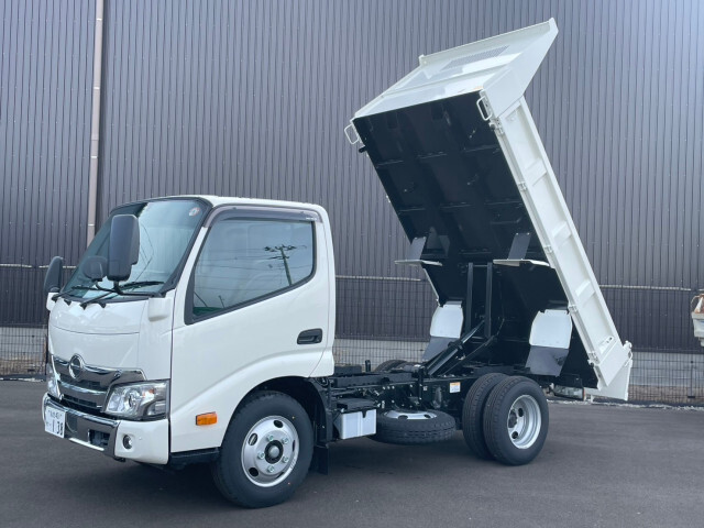 Hino / DUTRO