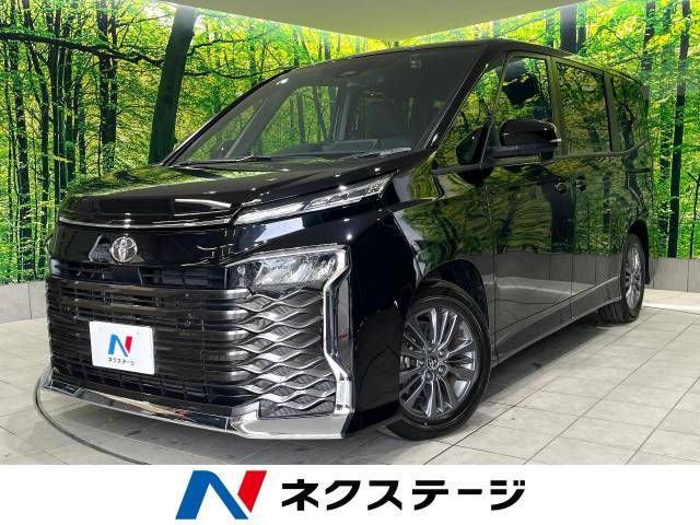TOYOTA / VOXY
