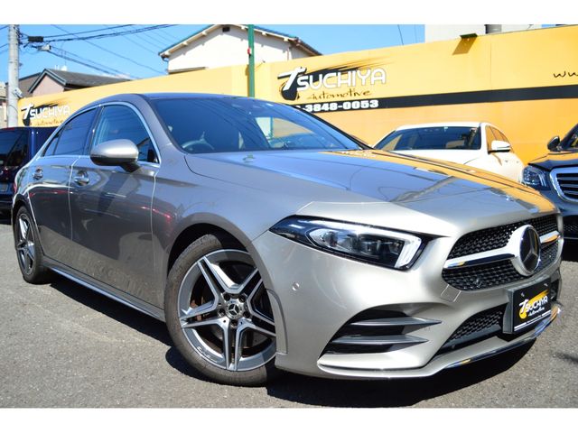 MERCEDES BENZ / MERCEDES BENZ A class sedan