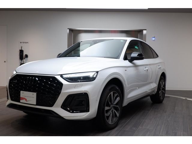 AUDI / AUDI Q5 SPORTBACK