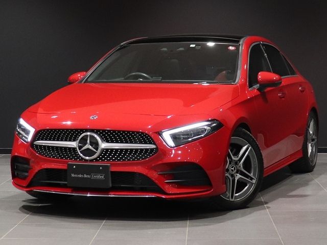 MERCEDES BENZ / MERCEDES BENZ A class sedan