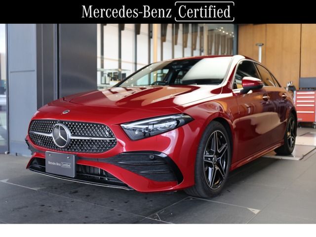 MERCEDES BENZ / MERCEDES BENZ A class sedan