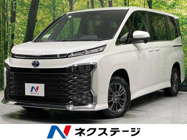 TOYOTA / VOXY HYBRID 4WD