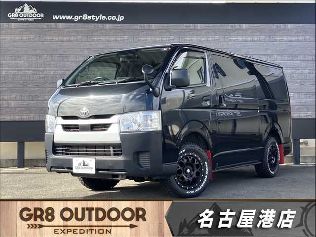 TOYOTA / HIACE van 4WD