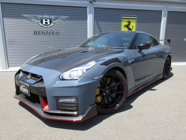 NISSAN / GT-R