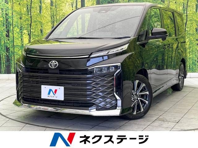 TOYOTA / VOXY