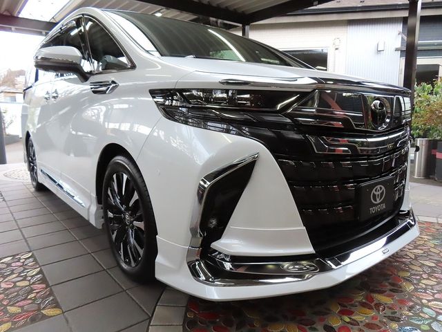 TOYOTA / ALPHARD hybrid 4WD