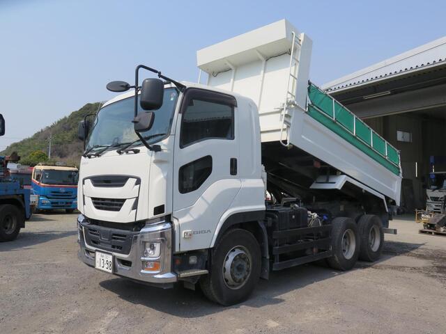 Isuzu / GIGA