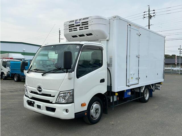 Hino / DUTRO