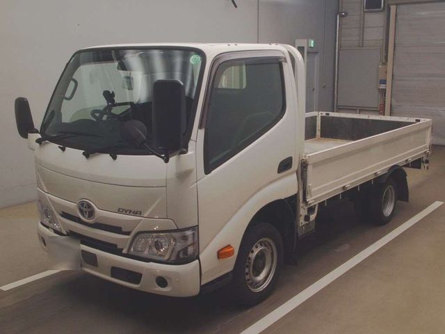 TOYOTA / DYNA