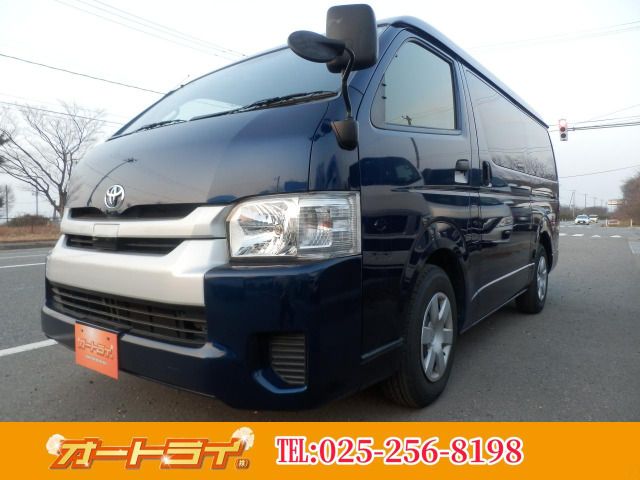 TOYOTA / HIACE wagon