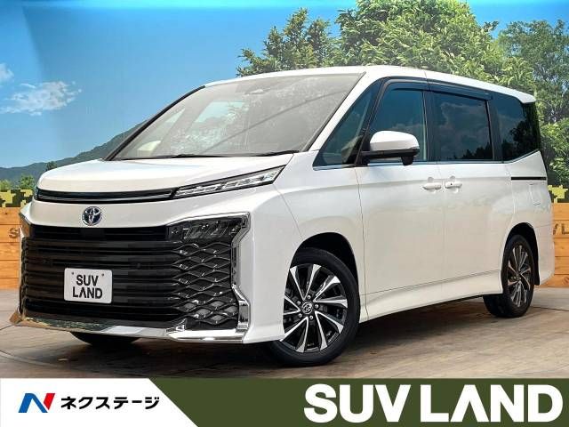 TOYOTA / VOXY HYBRID