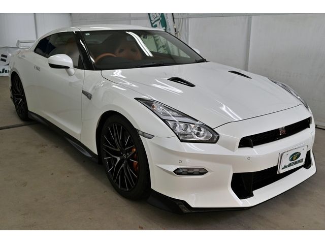 NISSAN / GT-R