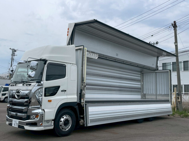 Hino / PROFIA