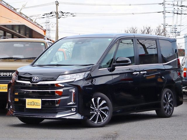 TOYOTA / NOAH