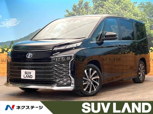 TOYOTA / VOXY HYBRID