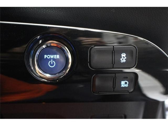 PRIUS 4WD