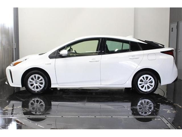 PRIUS 4WD
