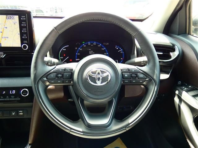 YARIS CROSS HYBRID