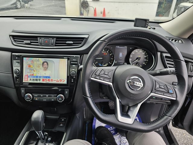 X-TRAIL HYBRID 4WD