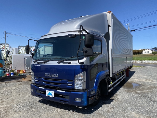 Isuzu / FORWARD