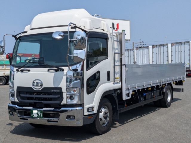 UD Trucks / CONDOR