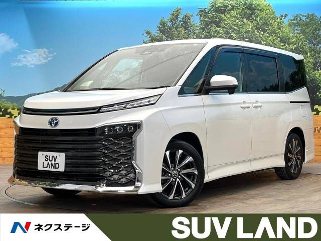 TOYOTA / VOXY HYBRID
