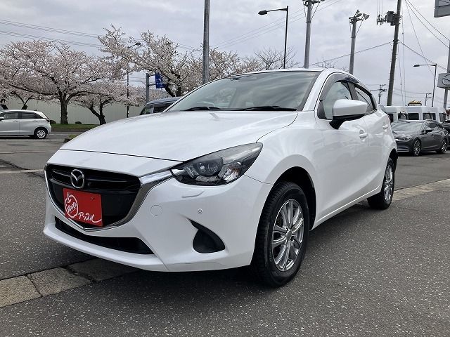MAZDA / DEMIO 4WD