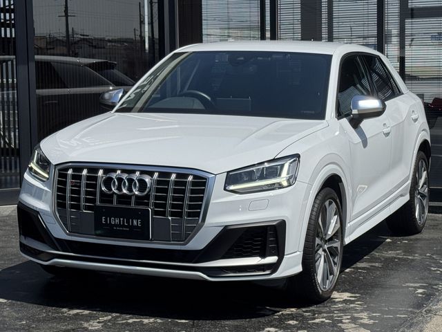 AUDI / AUDI SQ2